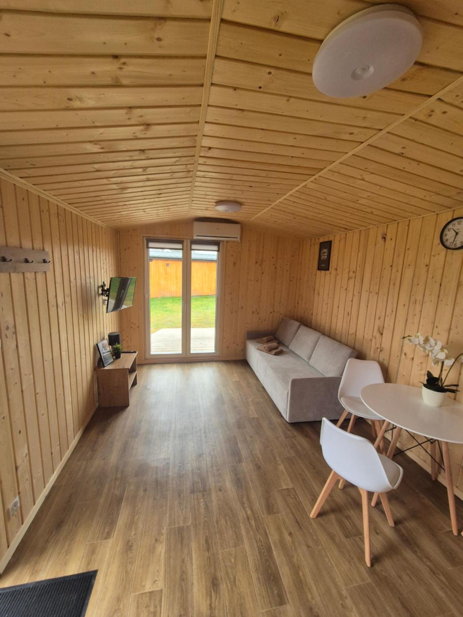 Zacisze Obok Suntago Park Otel Grabce-Towarzystwo Oda fotoğraf